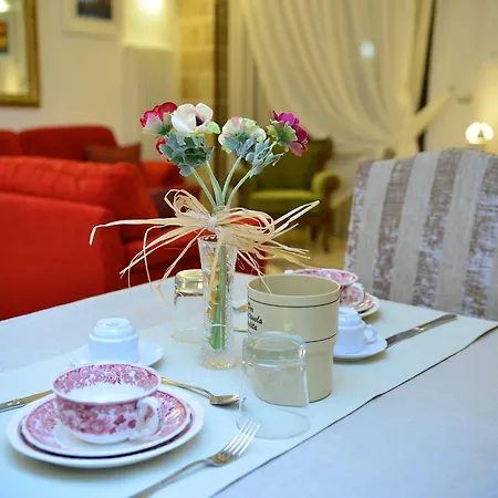 Leuzzi Hotel 2*