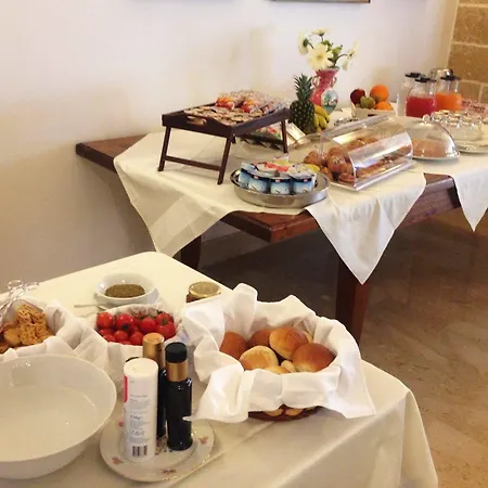 Hotel Leuzzi
