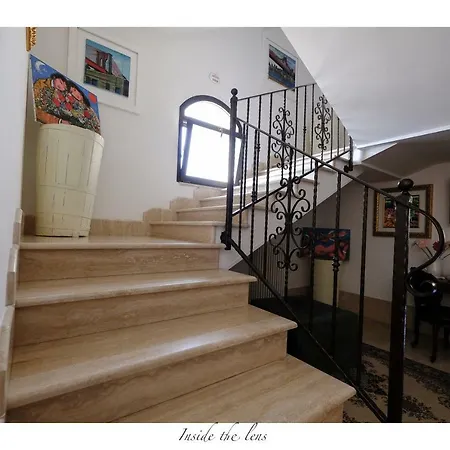Leuzzi Hotel