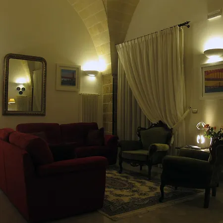 Hotel Leuzzi Salice Salentino